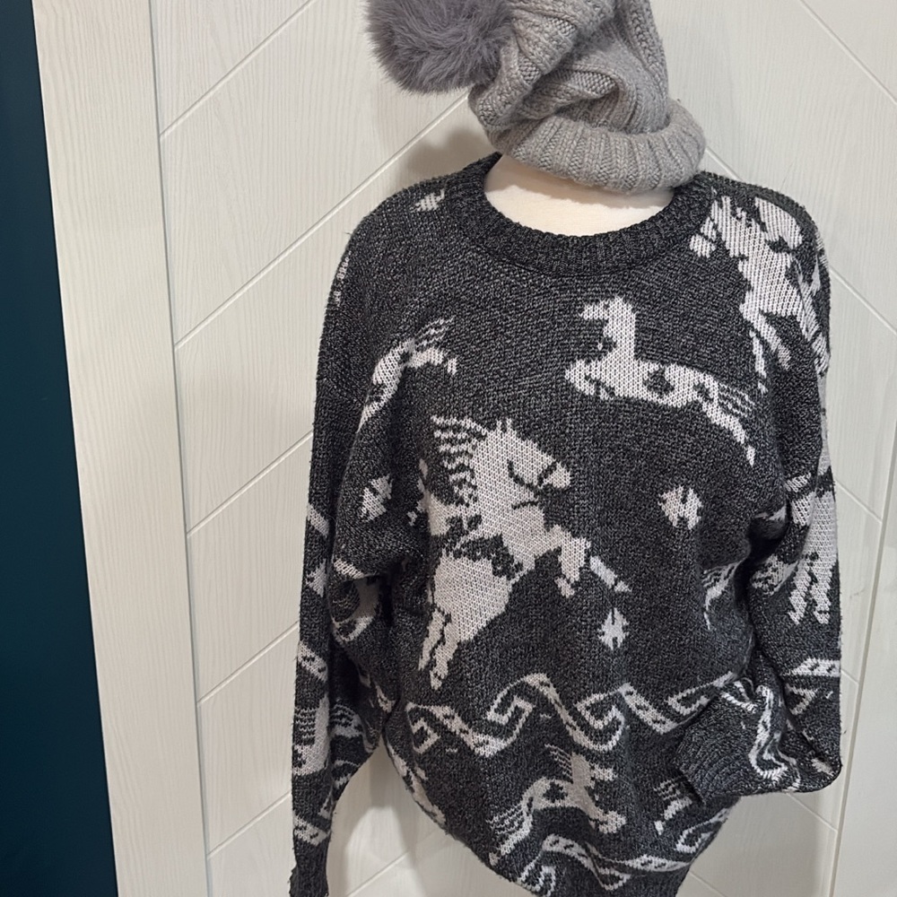 Vintage‎ jacquard Pegasus sweater, bold/90s /maximalist/ cozy unisex (XL)
